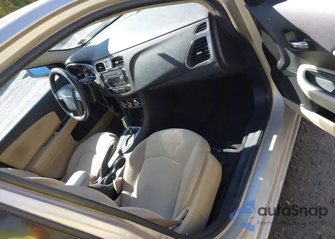 2014 Chrysler 200 Lx из США, поврежденный, VIN 1C3CCBAB8EN206360